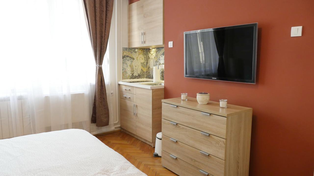 Apartman Mia Belgrad Zewnętrze zdjęcie